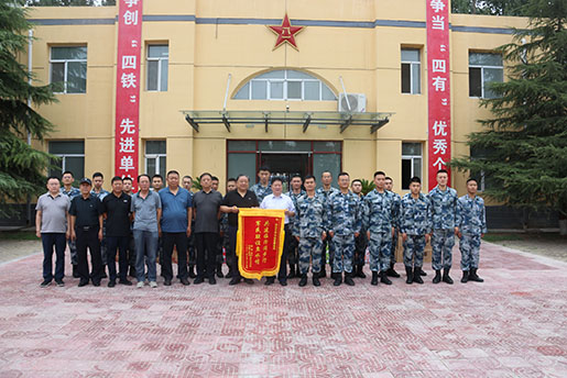 共建臨汾闊步行，軍民聯(lián)誼魚水情